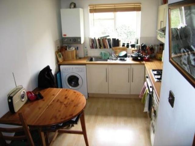 			1 Bedroom, 1 bath, 1 reception Flat			 Edbrooke Road, MAIDA VALE